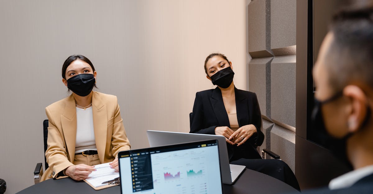 火柴人归来辅助- 青岛工商注册税务代理公司